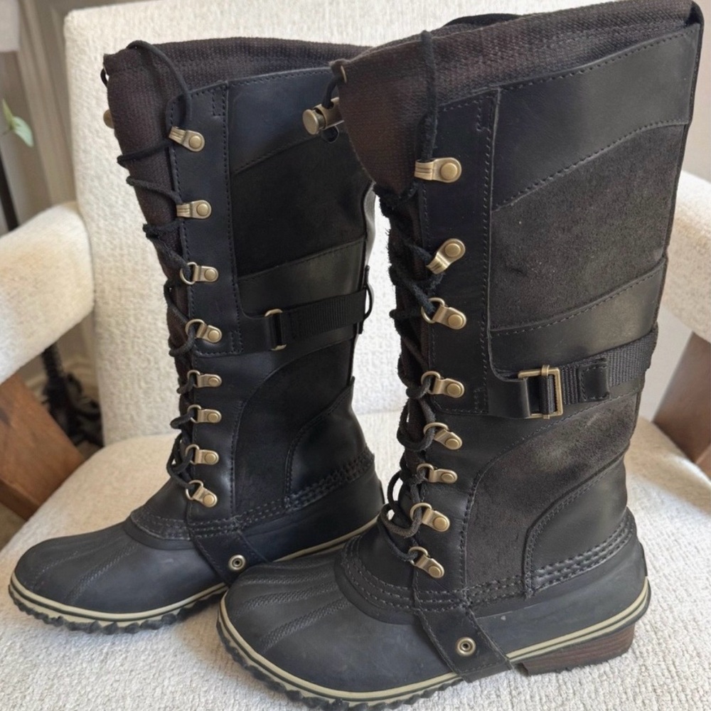 Sorel Conquest Carly Black Women's Winter Lace-Up Boots 8 - Picture 2 of 11